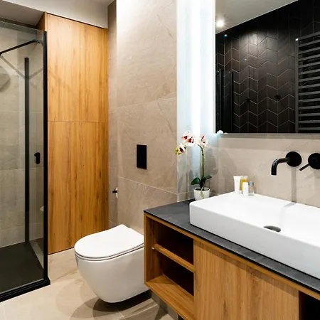 Wonder - Hillside Tuz Przy Stoku Narciarskim - Na Terenie Kompleksu Plac Zabaw I Zewnetrzna Silownia, Sklep, Parking