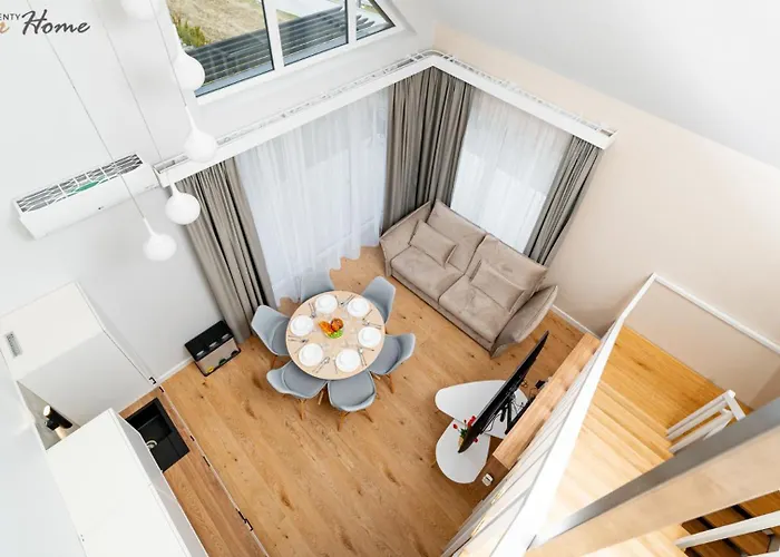 Wonder Hillside: Ski-side With Playground And Outdoor Gym