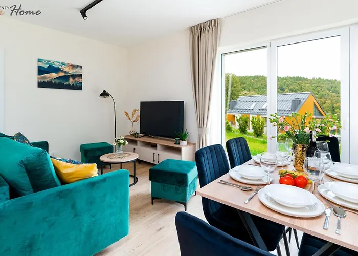 Wonder Hillside: Ski-side With Playground And Outdoor Gym *