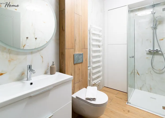 Wonder Hillside: Ski-side With Playground And Outdoor Gym