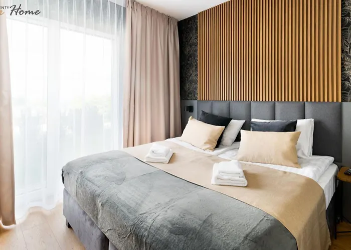 Wonder Hillside: Ski-side With Playground And Outdoor Gym