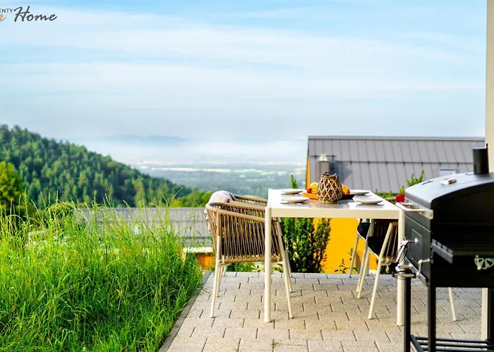 Wonder Hillside: Ski-side With Playground And Outdoor Gym