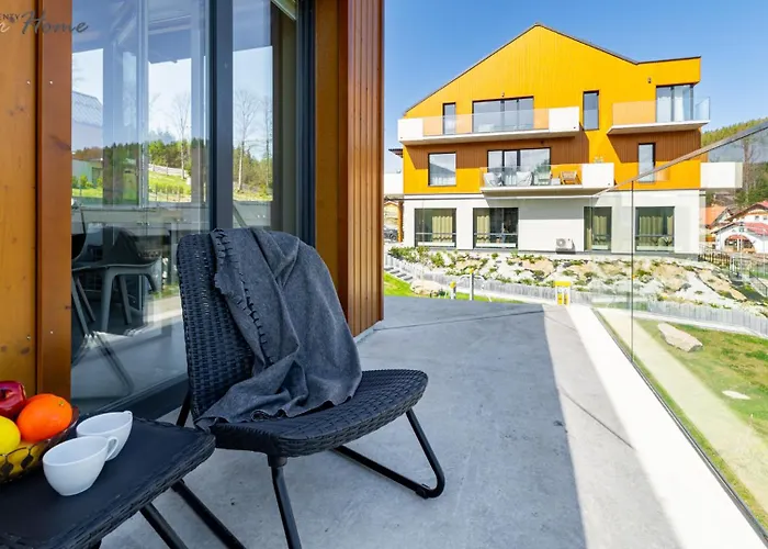 Wonder Hillside: Ski-side With Playground And Outdoor Gym *