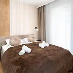 Appartement Wonder - Hillside Tuz Przy Stoku Narciarskim - Na Terenie Kompleksu Plac Zabaw I Zewnetrzna Silownia, Sklep, Parking Karpacz
