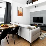 Wonder - Hillside Tuz Przy Stoku Narciarskim - Na Terenie Kompleksu Plac Zabaw I Zewnetrzna Silownia, Sklep, Parking Appartement *