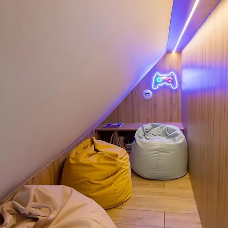 Wonder - Hillside Tuz Przy Stoku Narciarskim - Na Terenie Kompleksu Plac Zabaw I Zewnetrzna Silownia, Sklep, Parking