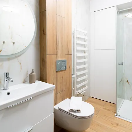 Wonder - Hillside Tuz Przy Stoku Narciarskim - Na Terenie Kompleksu Plac Zabaw I Zewnetrzna Silownia, Sklep, Parking